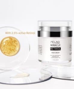 retinol creme met carnosine, hyaluronzuur, vitamine e, gezicht van een vrouw