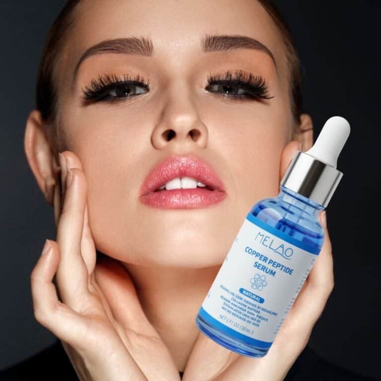 Koper Serum Peptide op vrouwelijk model